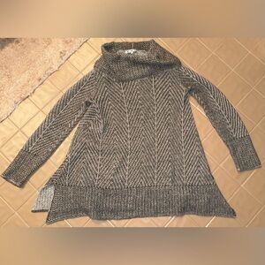 Eight Eight Eight Gray White Marled Cowl Neck long sleeve Knit Sweater small s